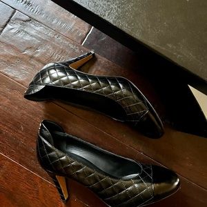Chanel pumps